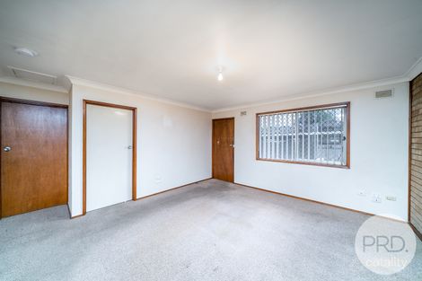 Property photo of 1/4 Veale Street Ashmont NSW 2650