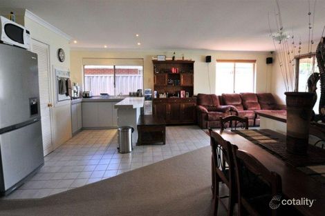 Property photo of 8/16 Arbroath Circle Kinross WA 6028