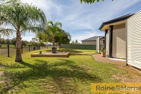 Property photo of 70 The Grange Hillvue NSW 2340
