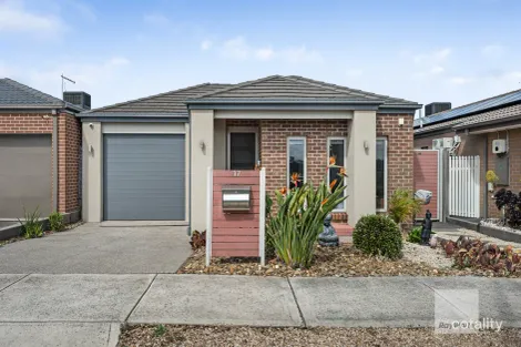 Property photo of 17 Callery Pear Street Greenvale VIC 3059