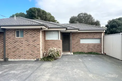 Property photo of 2/29 Ivanhoe Avenue St Albans VIC 3021