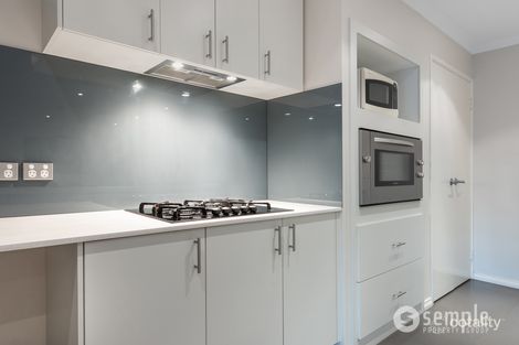 Property photo of 37 Willerin Loop Success WA 6164