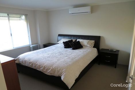 Property photo of 4/16 Larwood Crescent High Wycombe WA 6057