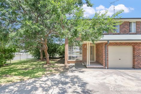 Property photo of 1/1A McIntosh Street The Oaks NSW 2570