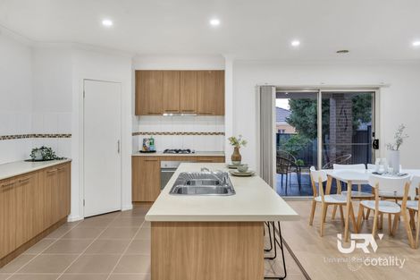 Property photo of 85 Charteris Drive Craigieburn VIC 3064