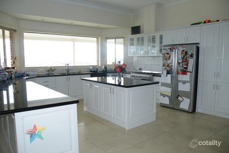 Property photo of 18 Arabella Place Robin Hill NSW 2795