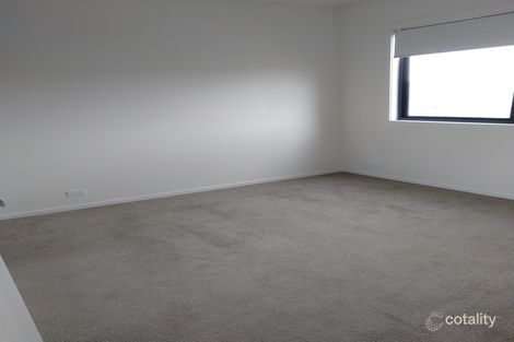 Property photo of 2 Telfer Street Coombs ACT 2611