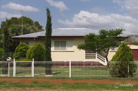 11 Aubigny Rd, Oakey, QLD 4401