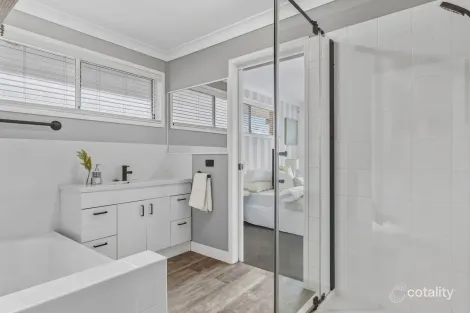 Property photo of 11 Meldawn Place Capalaba QLD 4157