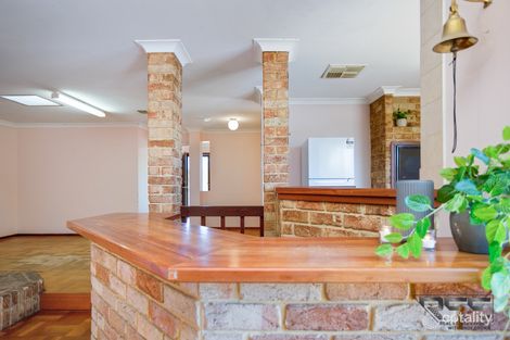 Property photo of 17 Crossland Way Kardinya WA 6163