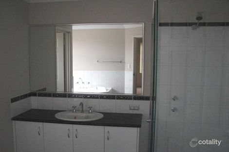 Property photo of 33 Benalla Crescent Byford WA 6122