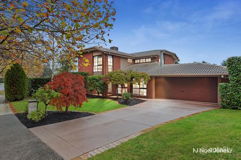 18 Summerhill Park Dr, Mooroolbark, VIC 3138