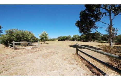 1 Waddingham Rtt, Roelands, WA 6226