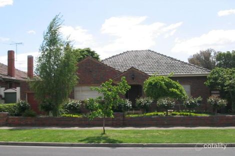 22 Upland Rd, Strathmore, VIC 3041