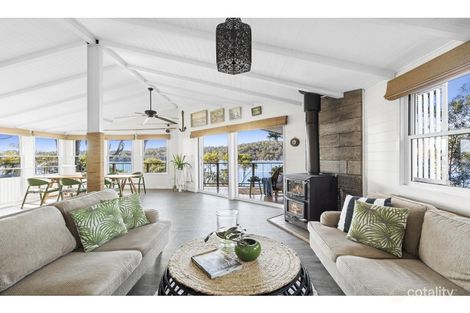 Property photo of 93 Florence Terrace Scotland Island NSW 2105
