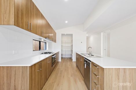 Property photo of 33 Flagstaff Street Armstrong Creek VIC 3217