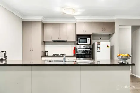 Property photo of 19 Opperman Drive Kearneys Spring QLD 4350