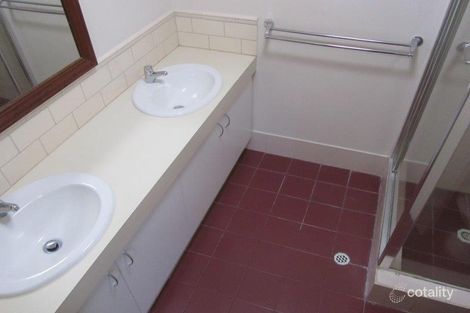 Property photo of 5 Control Close Mullaloo WA 6027