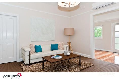 Property photo of 31 Burnside Avenue New Town TAS 7008