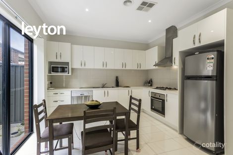 Property photo of 2/11 Parsons Avenue Springvale VIC 3171