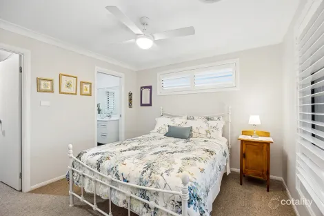Property photo of 26 Tradewinds Avenue Summerland Point NSW 2259