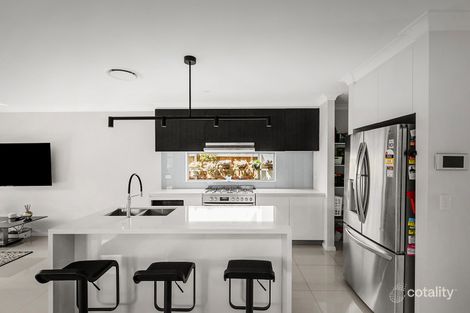 Property photo of 25 Avocet Circuit Marsden Park NSW 2765