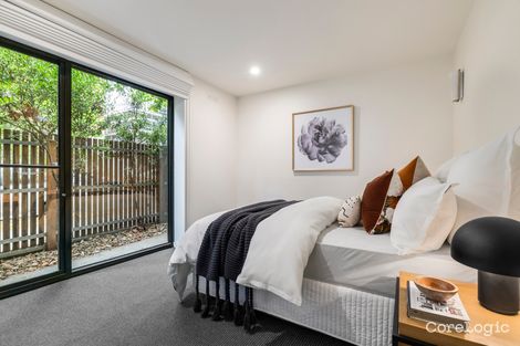 Property photo of 1/2A Tiuna Grove Elwood VIC 3184