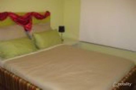 2/21 Wattle Pl, Mccrae, VIC 3938