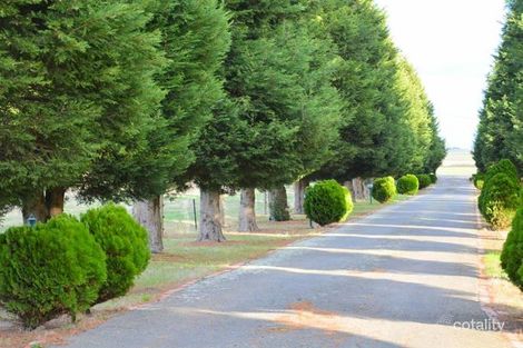 Property photo of 1810 Merriang Road Beveridge VIC 3753