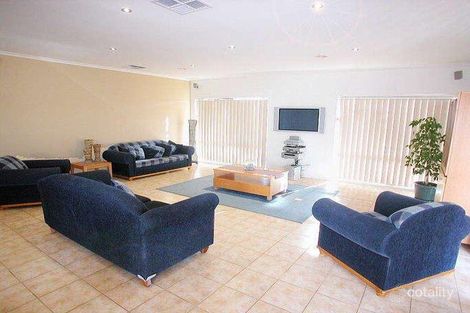 Property photo of 36 Riversdale Street Craigieburn VIC 3064