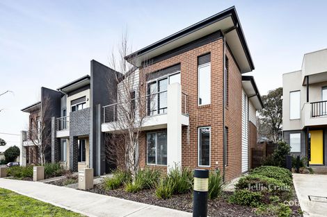 Property photo of 22 Heffernan Walk Heidelberg Heights VIC 3081
