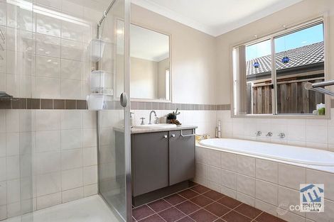 Property photo of 4 Cepora Road Tarneit VIC 3029