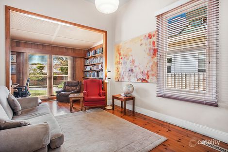 Property photo of 32 Laurel Bank Parade Newtown VIC 3220