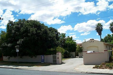 188 Riseley St, Booragoon, WA 6154