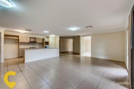 Property photo of 32 Paperbark Crescent Heathwood QLD 4110
