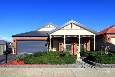 16 Juliet Gdns, Pakenham, VIC 3810