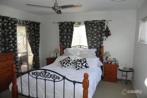 Property photo of 11 Widgee Place Caloundra West QLD 4551