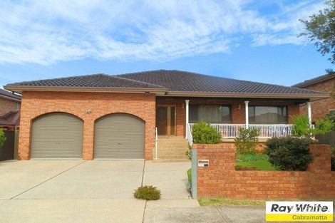14 Bowtell Ave, St Johns Park, NSW 2176