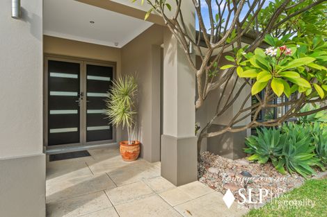 Property photo of 8 Rivonia Brace Madeley WA 6065