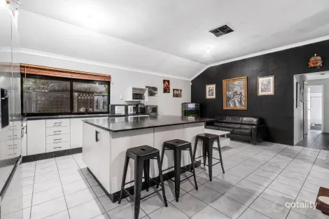 3 VAUCLUSE CRES, ELLENBROOK, WA 6069