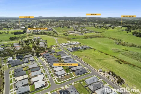Property photo of 19 Amber Rise Kyneton VIC 3444