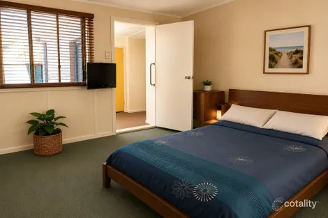 Property photo of 7 Lalchere Street Curl Curl NSW 2096