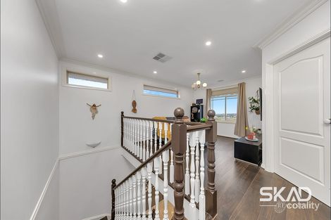 Property photo of 3 Consort Place Craigieburn VIC 3064