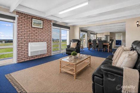 Property photo of 11 Carins Close Tomahawk TAS 7262