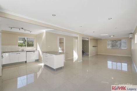 Property photo of 31 Central Avenue Scarborough QLD 4020