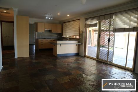 Property photo of 6 Balthasar Close Rosemeadow NSW 2560