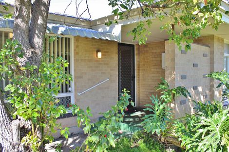 Property photo of 5 Noel Street Hilton WA 6163