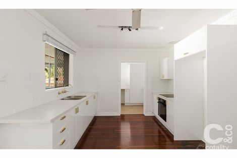 23 Richard Pl, Orelia, WA 6167