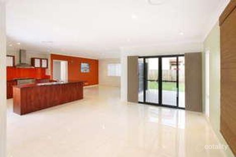 Property photo of 8 Hailey Place Calamvale QLD 4116