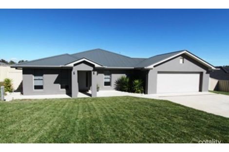 12 Arnold Ct, Kelso, NSW 2795